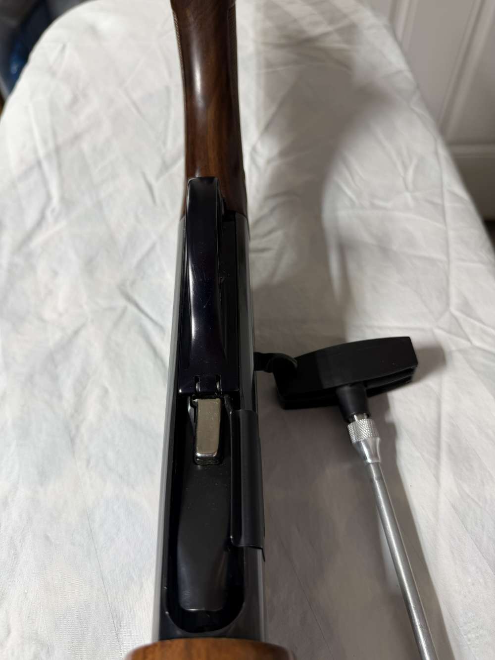 VERY CLEAN and ALMOST NEW Remington Model 1100. Early 70's manufactured.-img-21