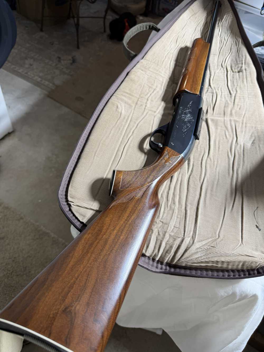 VERY CLEAN and ALMOST NEW Remington Model 1100. Early 70's manufactured.-img-23