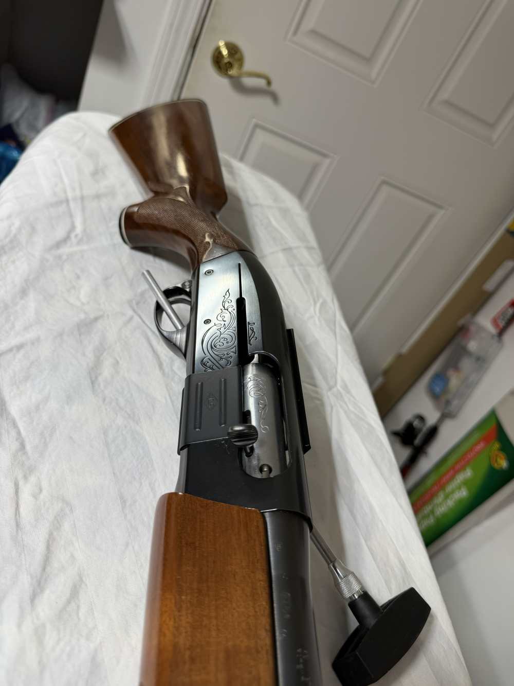 VERY CLEAN and ALMOST NEW Remington Model 1100. Early 70's manufactured.-img-16