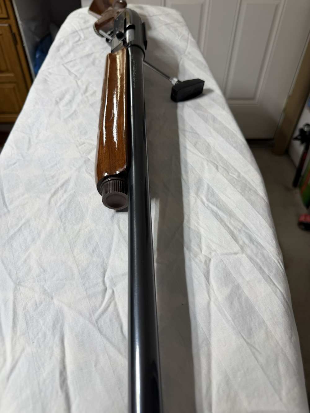 VERY CLEAN and ALMOST NEW Remington Model 1100. Early 70's manufactured.-img-0