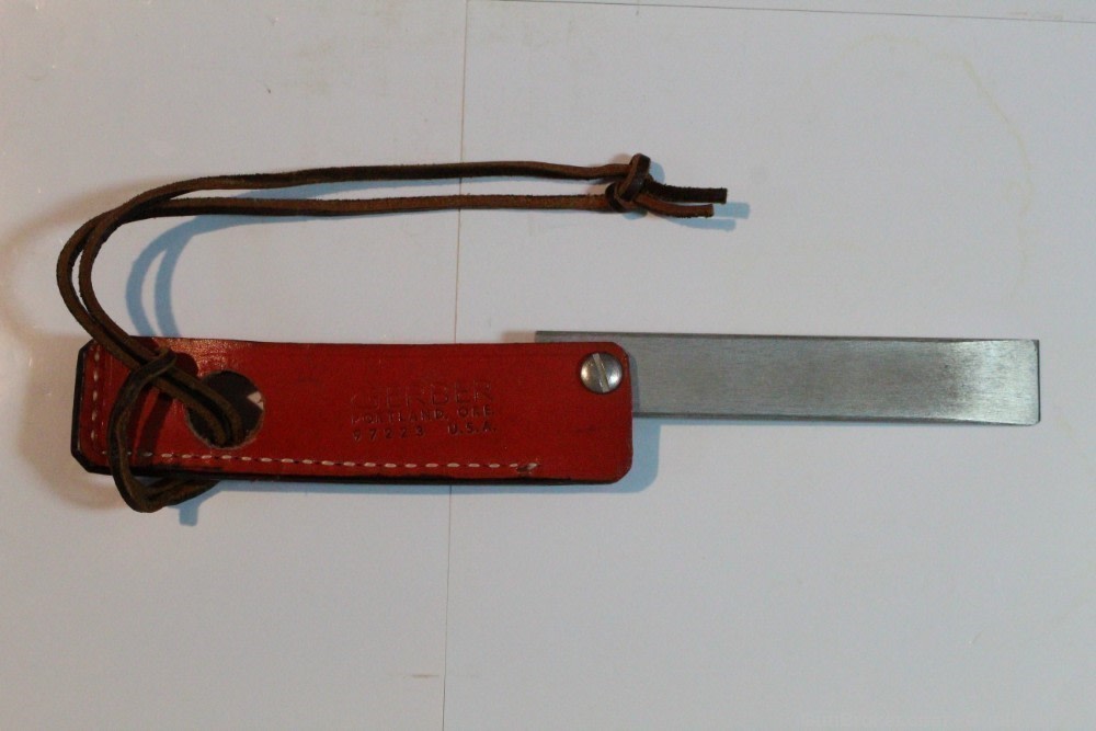 Vintage Gerber 5” Sportsman’s Chisel Point Steel Knife Sharpener Hone-img-2