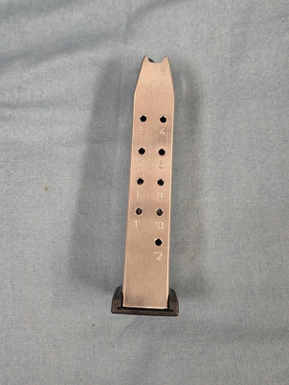 Springfield XD40 12 round magazines. XD-40-img-1