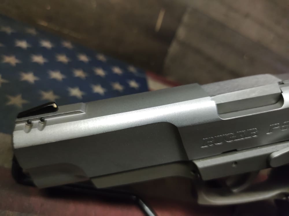 LOOK! EXCELLENT COND RUGER P-89 9mm w/15 Rnd Mag Mfg1997 PENNY NR-img-29