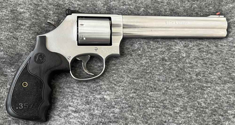 Smith and Wesson Model 686-6 Plus 7 Shot Revolver - 357 Magnum - Wood Grips-img-0