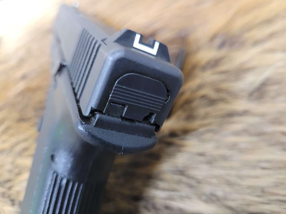 Used Glock 17 Gen 2 9mm Very Good Condition-img-19