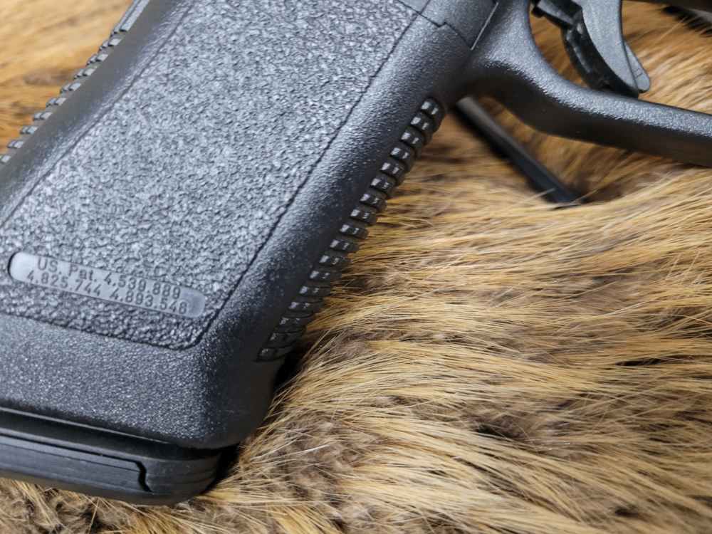 Used Glock 17 Gen 2 9mm Very Good Condition-img-42