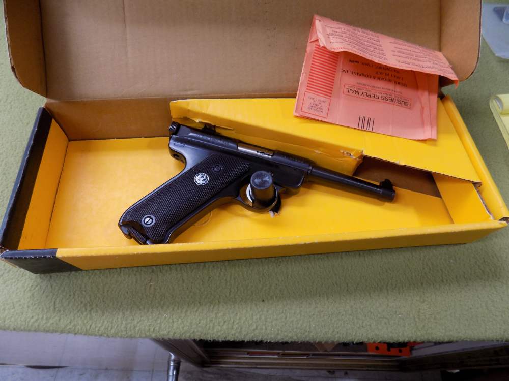 Ruger MKII .22LR Semi Auto Pistol 4.75" BBL, Original Box, 1-Mag, MFG: 1983-img-0