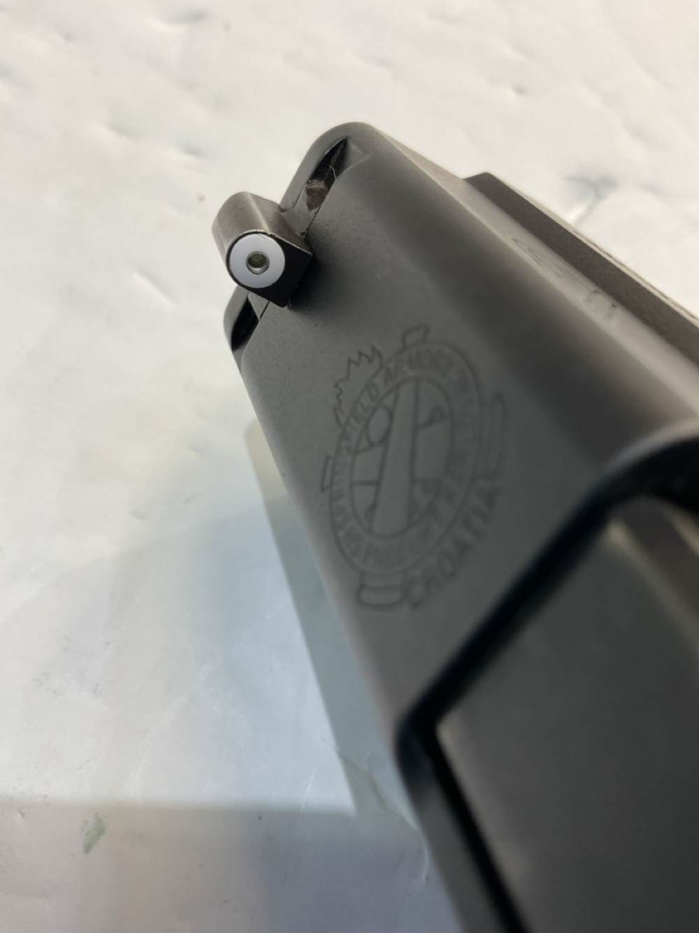 Springfield XD40 Sub Compact Semi Auto Pistol - .40 S&W, 3" Barrel, 2 Mags.-img-9