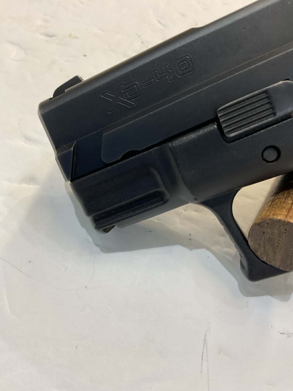 Springfield XD-40 Sub Compact Semi Auto Pistol - .40 S&W, 3" Barrel, 1 mag-img-3