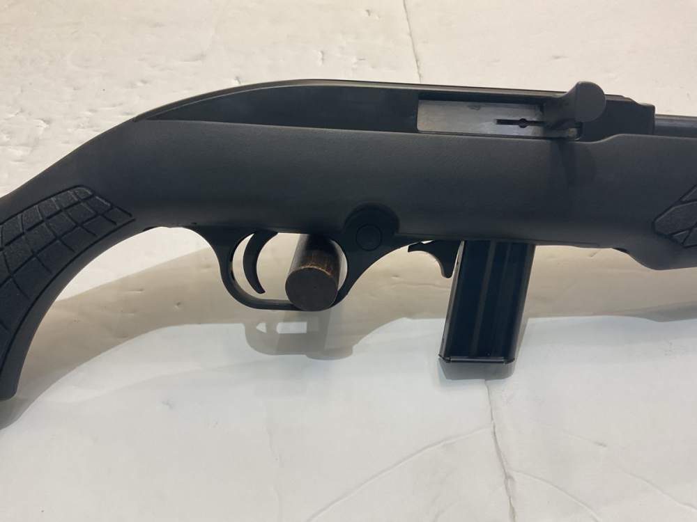 Rossi RS22 Semi Auto Rifle - .22LR, 18" Barrel, Fiber Optic Sights-img-8