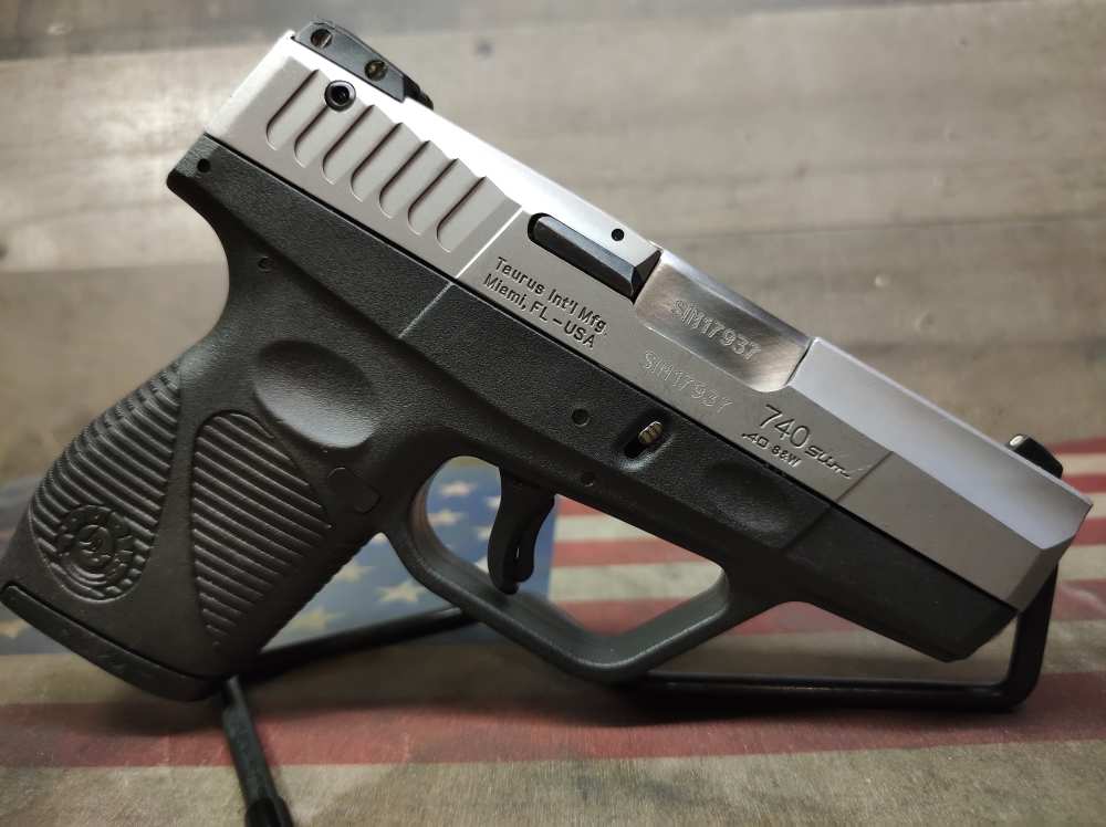 LOOK VERY GOOD COND TAURUS PT-740 SLIM STAINLESS 6+1 .40S&W w/Mag PENNY NR!-img-0