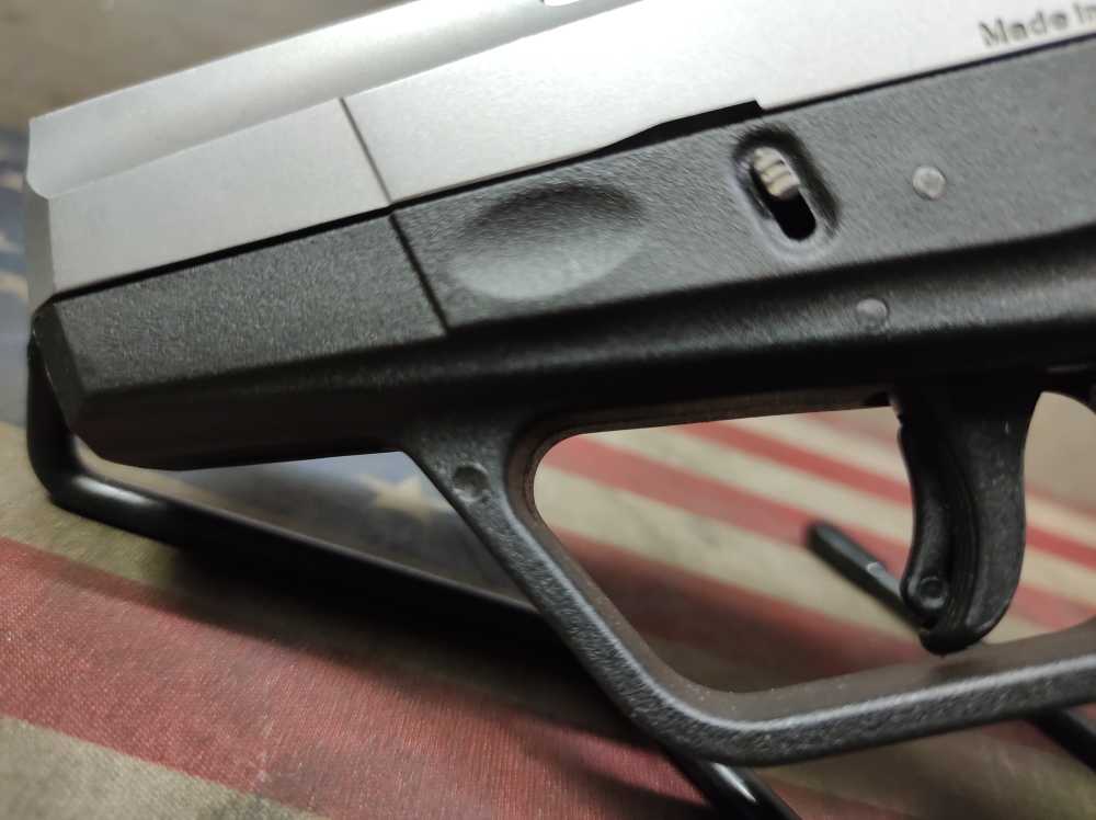 LOOK VERY GOOD COND TAURUS PT-740 SLIM STAINLESS 6+1 .40S&W w/Mag PENNY NR!-img-9