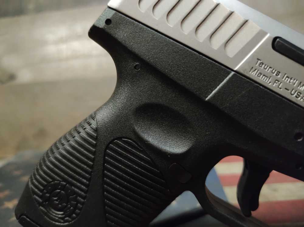 LOOK VERY GOOD COND TAURUS PT-740 SLIM STAINLESS 6+1 .40S&W w/Mag PENNY NR!-img-29