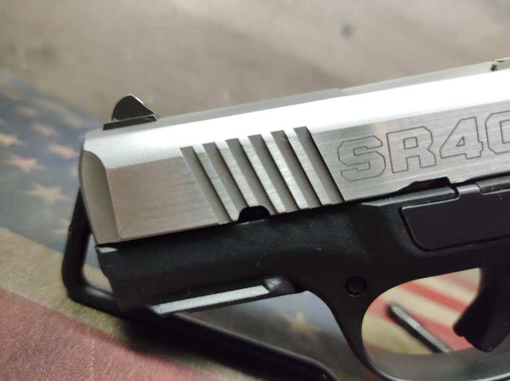 LOOK! GREAT COND RUGER SR-40C 40S&W w/9 Rnd Mag STAINLESS PENNY-img-10