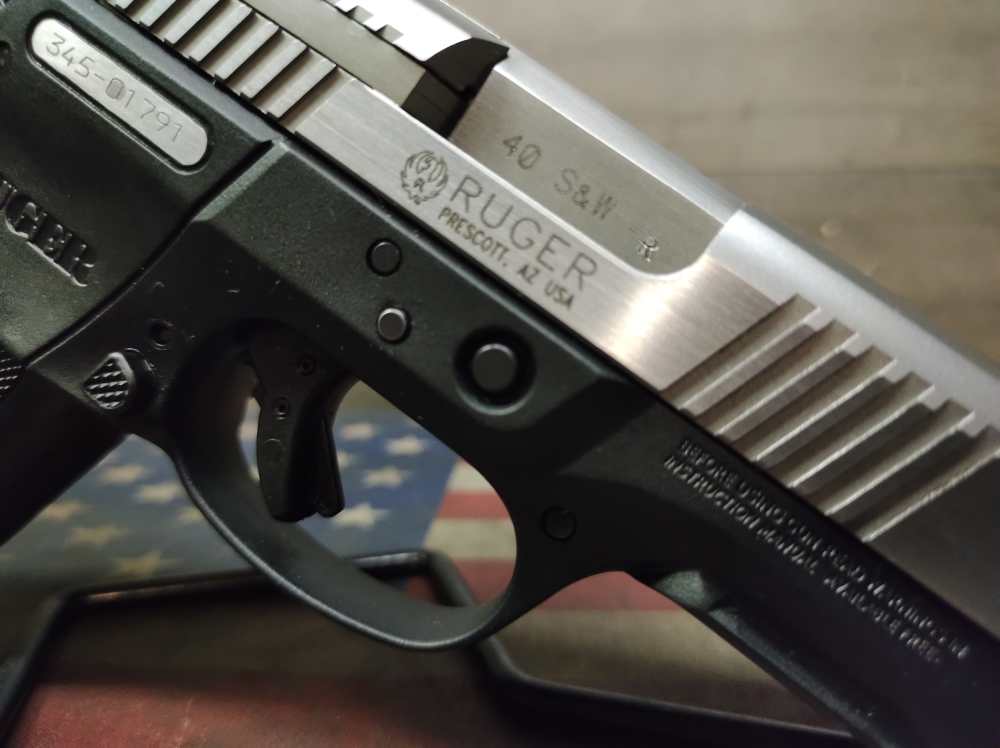 LOOK! GREAT COND RUGER SR-40C 40S&W w/9 Rnd Mag STAINLESS PENNY-img-24