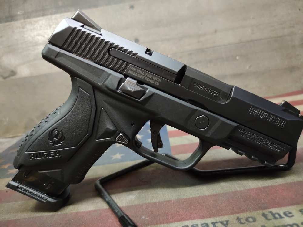 LOOK GREAT COND RUGER AMERICAN COMPACT 9MM w/15 Rnd Mag PENNY NR!-img-3