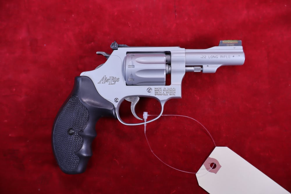 Smith & Wesson 317-1 Kit Gun .22 LR-img-1