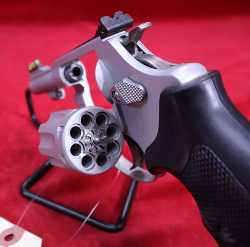 Smith & Wesson 317-1 Kit Gun .22 LR-img-5