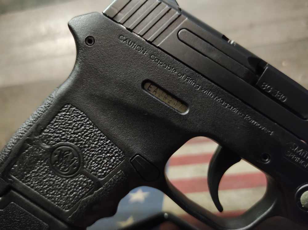 LOOK! GOOD COND. SMITH & WESSON Bodyguard w/10 Rnd Mag .380Acp PENNY! READ!-img-26