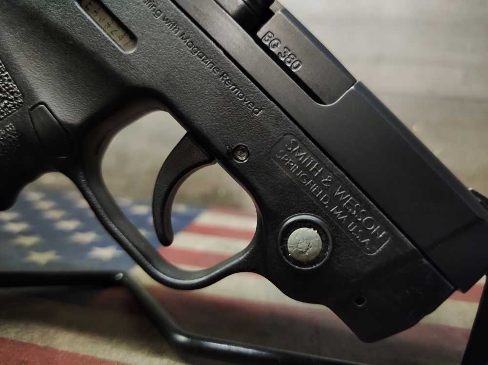 LOOK! GOOD COND. SMITH & WESSON Bodyguard w/10 Rnd Mag .380Acp PENNY! READ!-img-21
