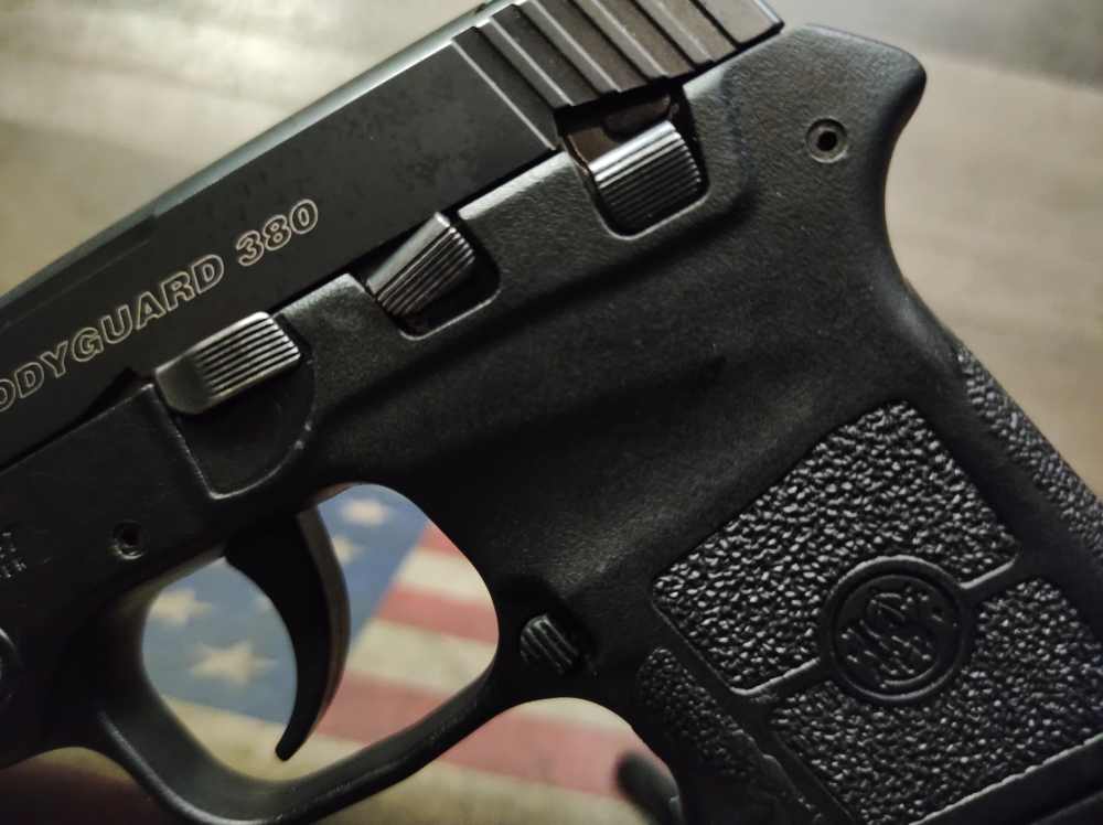 LOOK! GOOD COND. SMITH & WESSON Bodyguard w/10 Rnd Mag .380Acp PENNY! READ!-img-12