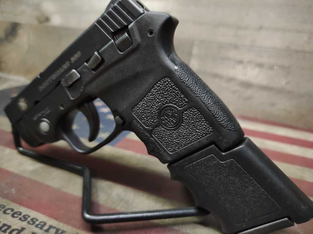 LOOK! GOOD COND. SMITH & WESSON Bodyguard w/10 Rnd Mag .380Acp PENNY! READ!-img-2