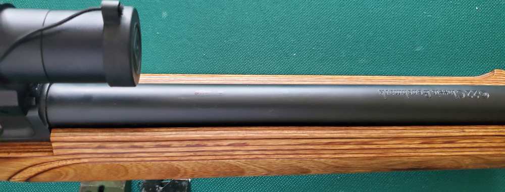 USED Thompson Center .22 Benchmark rifle w/Bushnell Red Dot scope -img-25