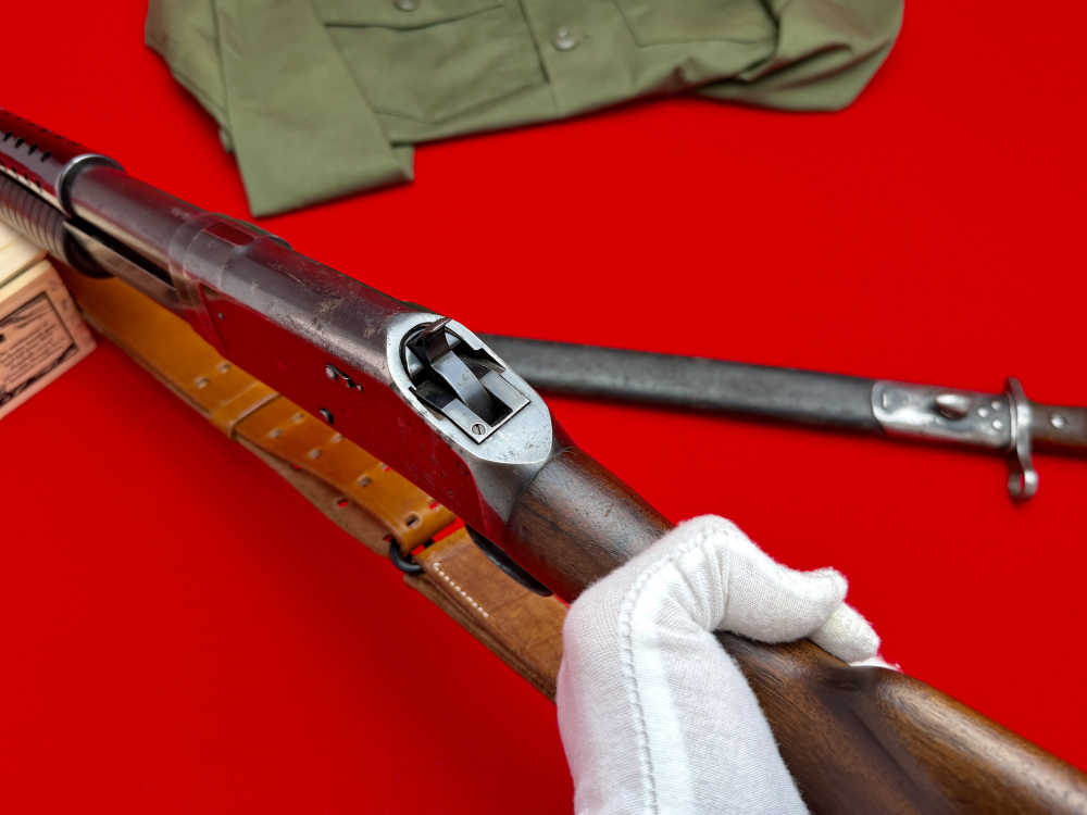 U.S. MARKED - WW2 1943 WINCHESTER MODEL 1897 TRENCH GUN 12 GA w/ BAYONET-img-14