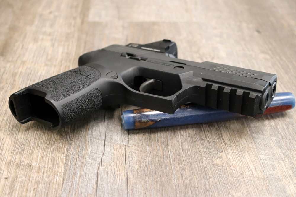 SIG SAUER P320 9MM-img-9