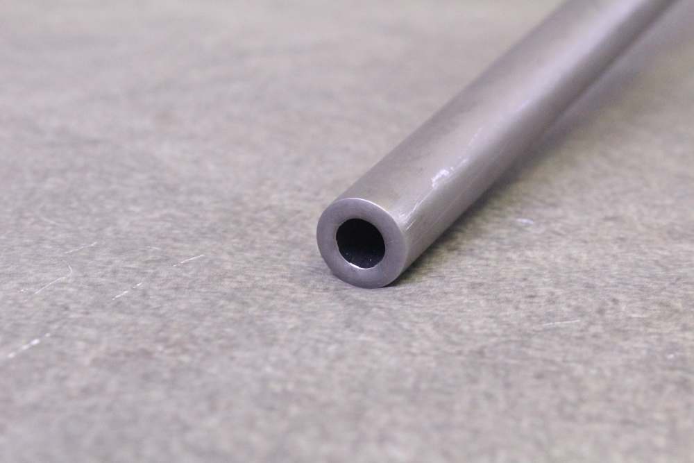 Ruger M77 Hawkeye - 338 Win Mag - 24" - Vortex Diamondback 3x9-40-img-14
