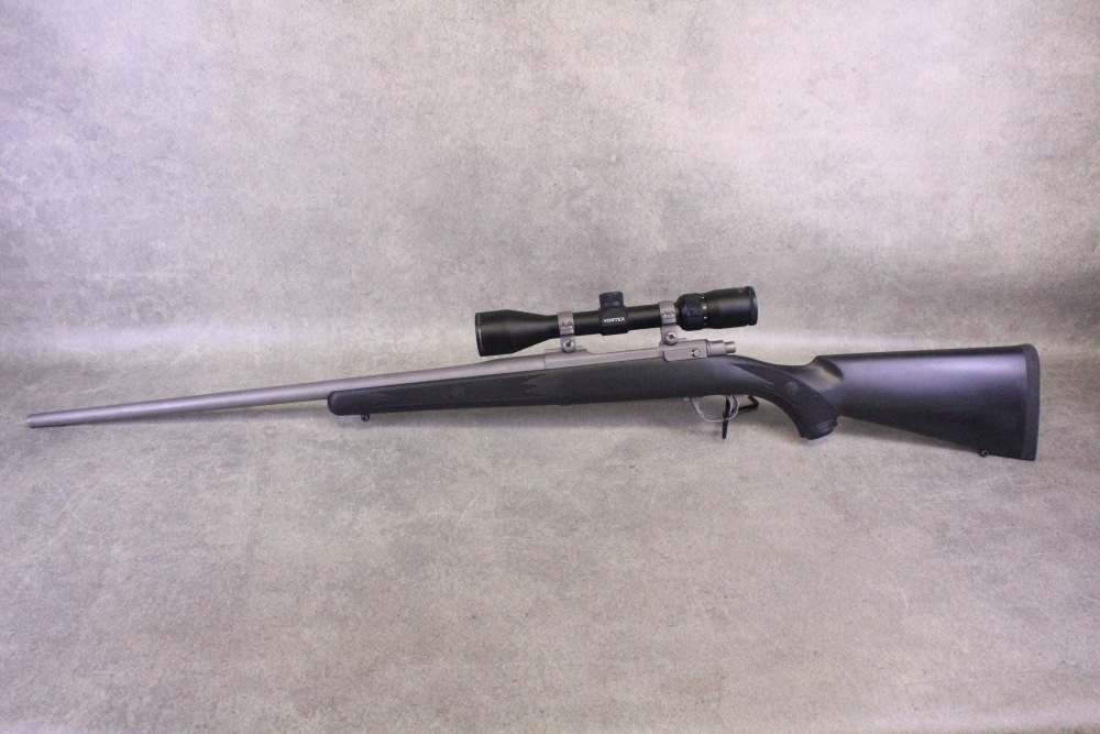 Ruger M77 Hawkeye - 338 Win Mag - 24" - Vortex Diamondback 3x9-40-img-13