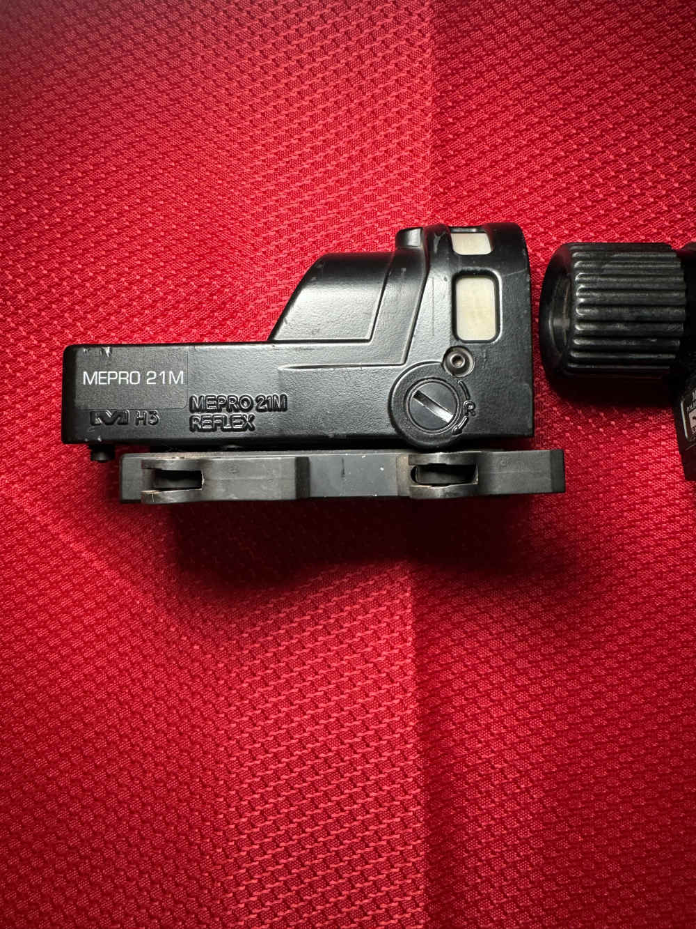 Meprolight M21 reflex sight with Meprolight MX3 magnifier-img-4