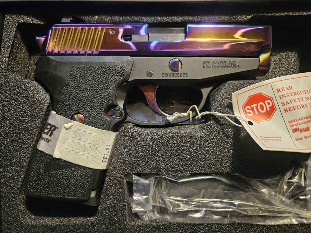 NEW OLD STOCK SIG SAUER P239 RAINBOW 40 S&W-img-0