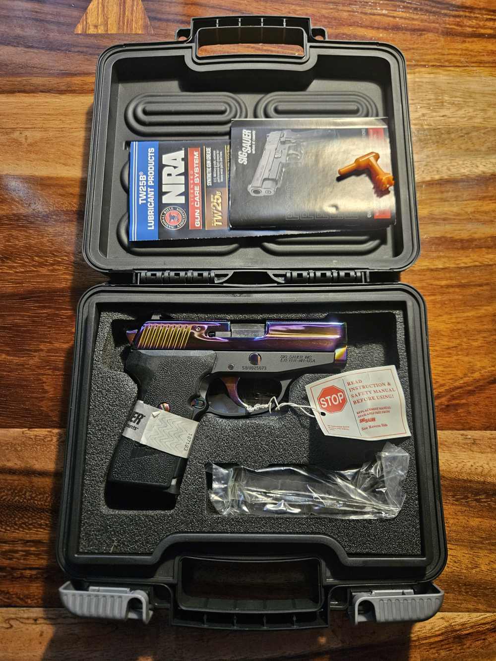 NEW OLD STOCK SIG SAUER P239 RAINBOW 40 S&W-img-3