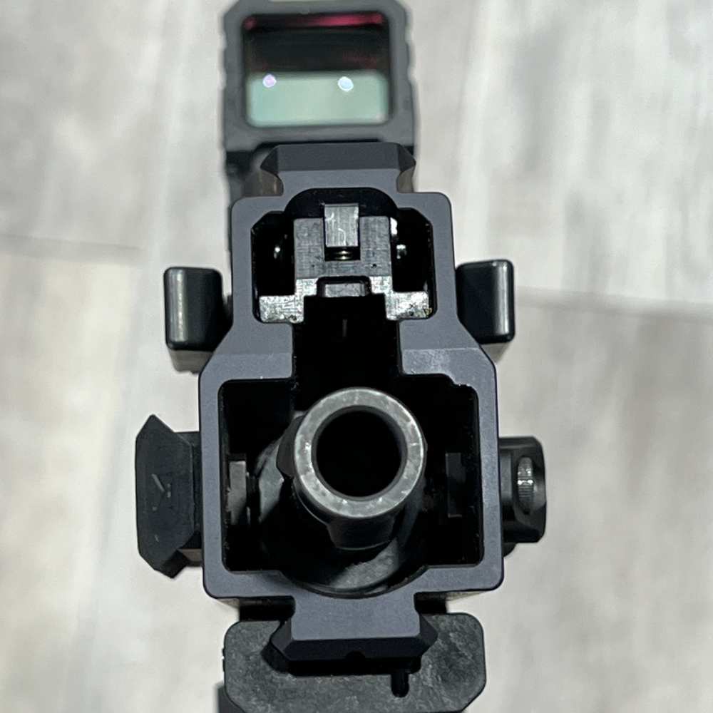 EXCELLENT B&T APC9K Pro 9mm PCC 5.5" Holosun AEMS 4 Mags-img-8