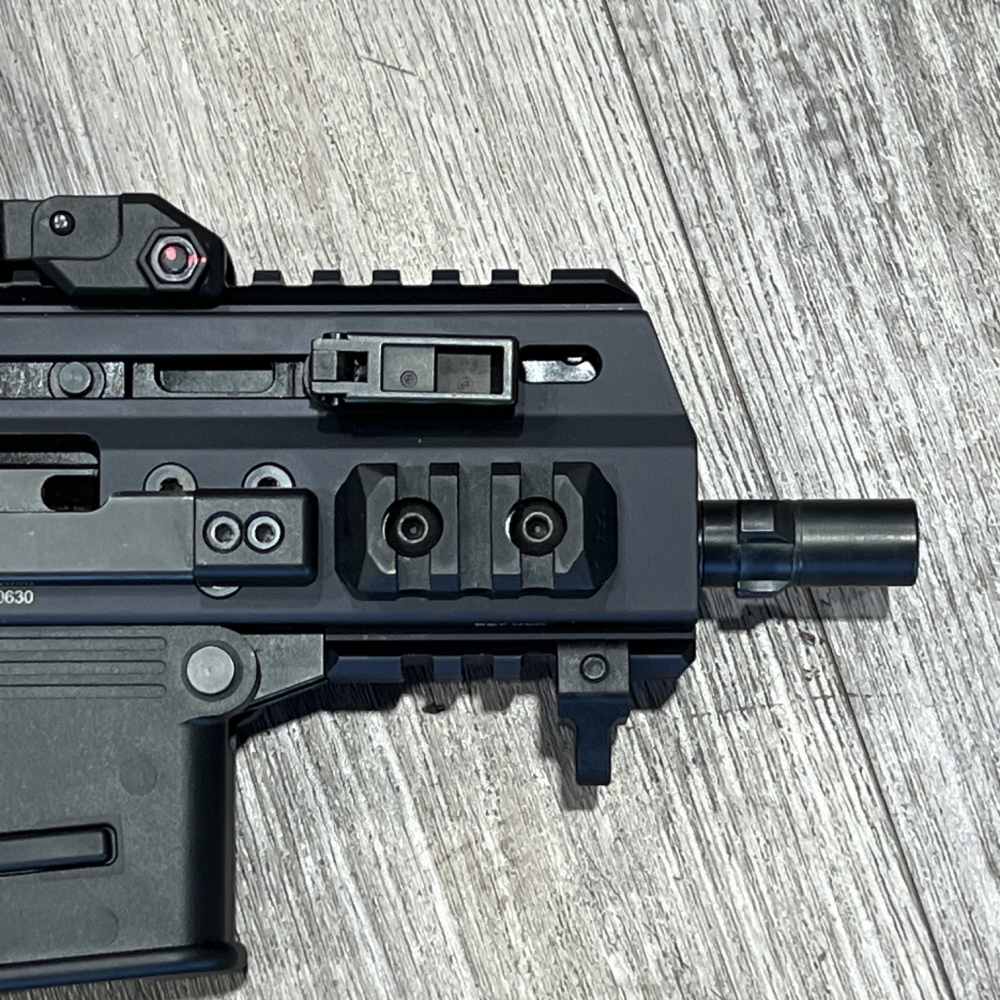 EXCELLENT B&T APC9K Pro 9mm PCC 5.5" Holosun AEMS 4 Mags-img-3