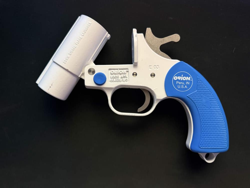 Vintage Orion 25mm Flare Gun Half-Life 2 Video Game Jurassic Park Movie-img-0