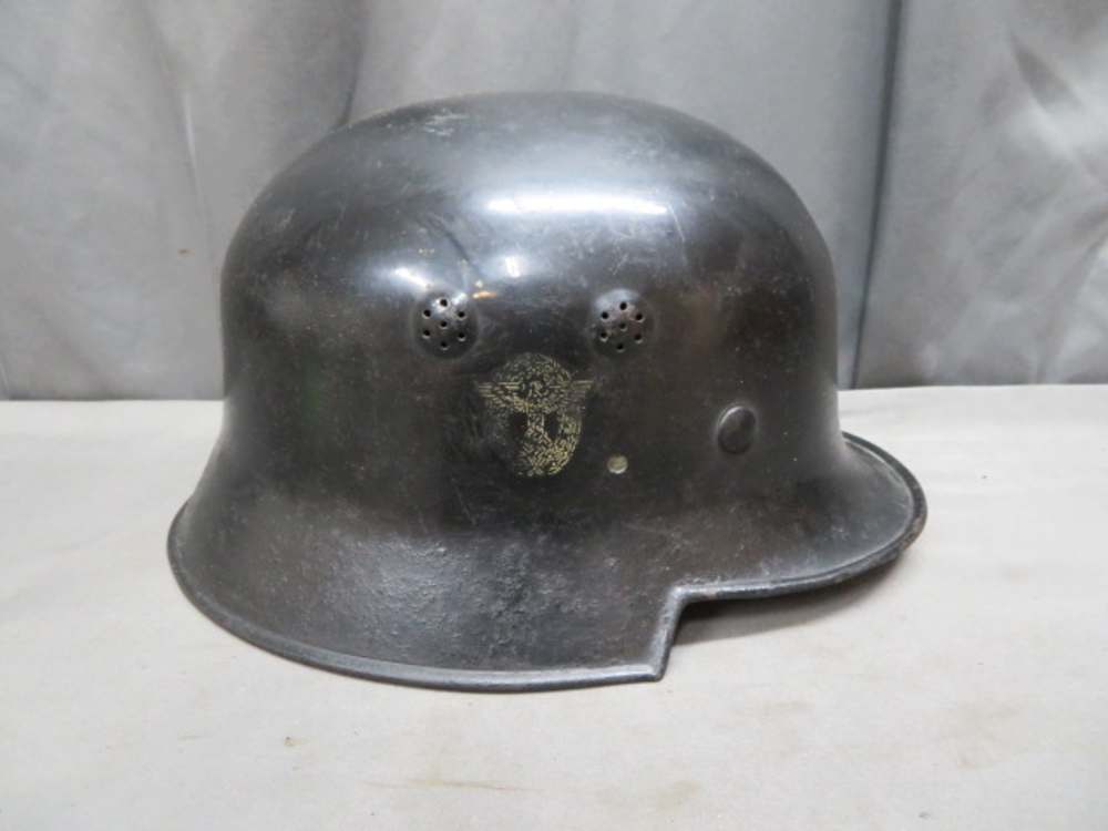 WWII GERMAN CIVIL POLICE MODEL 1934 HELMET-“SALT & PEPPER SHAKER” AIR VENTS-img-0
