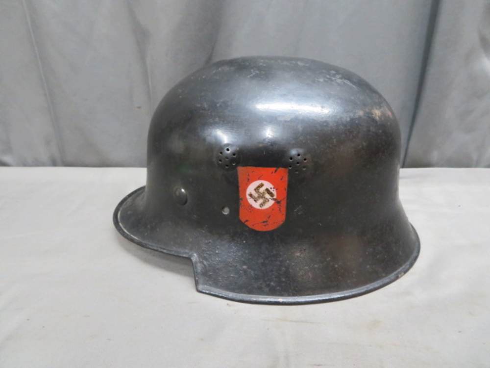 WWII GERMAN CIVIL POLICE MODEL 1934 HELMET-“SALT & PEPPER SHAKER” AIR VENTS-img-4