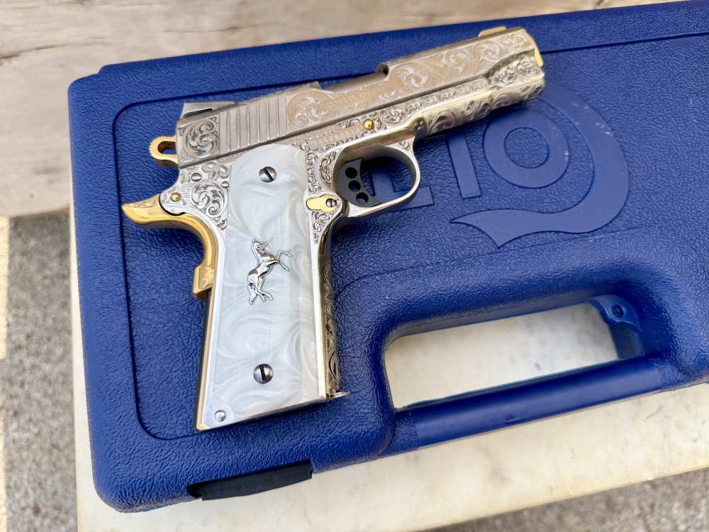 Colt Combat Commander 38 super Icy Bright Nickel ENGRAVED & 24k Gold -img-9