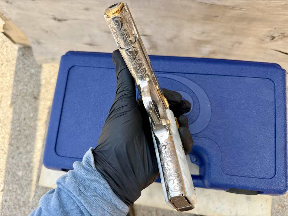 Colt Combat Commander 38 super Icy Bright Nickel ENGRAVED & 24k Gold -img-21