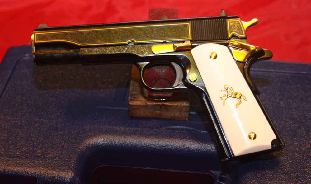 Colt 1911 Classic Government, .45ACP, Engraved, 24kt Gold - NEW!-img-0