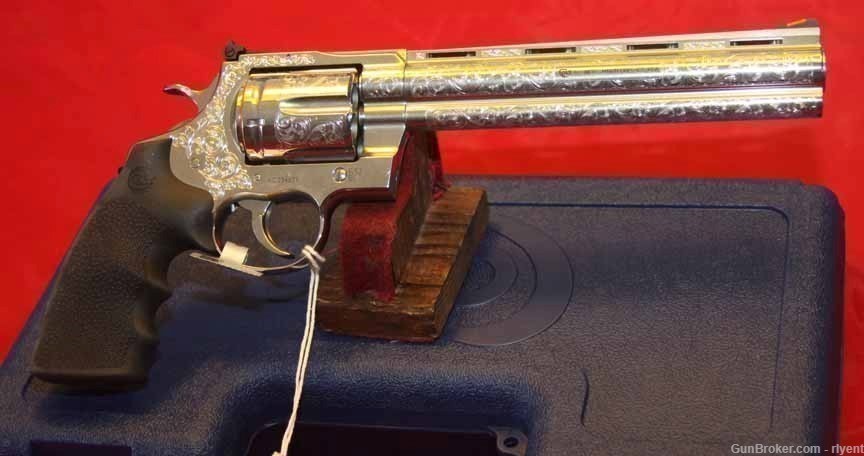Colt Anaconda Engraved, 8" Barrel, .44Mag - NEW!-img-2