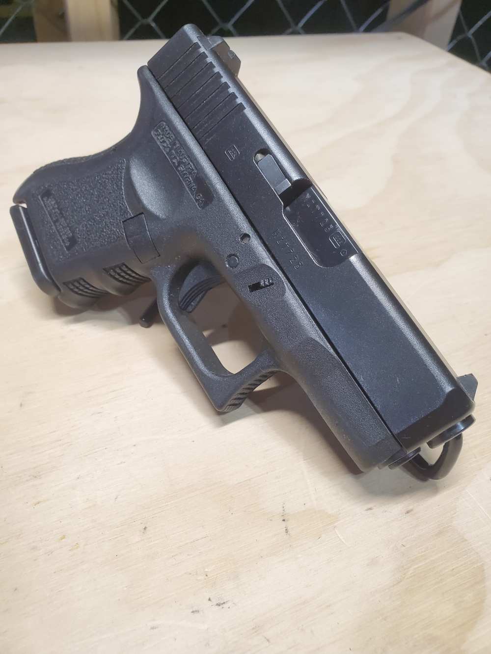 Police Trade-In Glock 27 Gen 3 .40 S&W-img-3