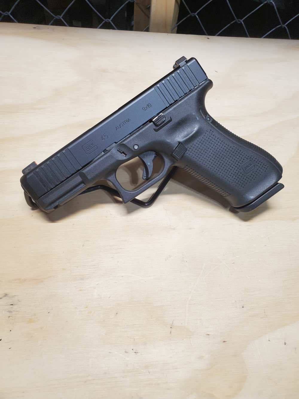 Police Trade-In Glock 45 Gen 5 9mm-img-1