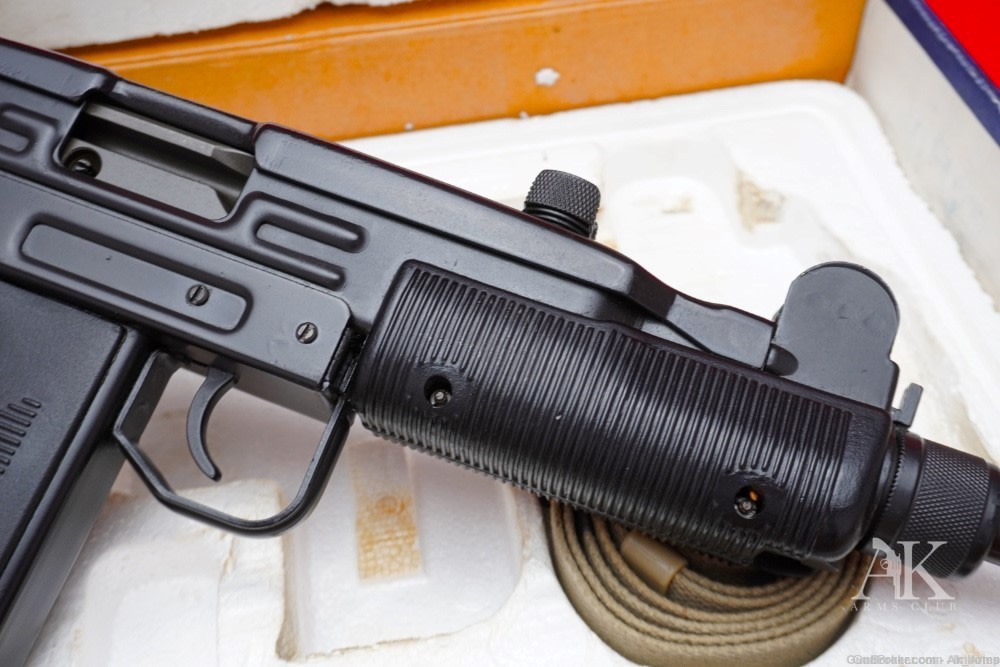 UZI IMI Pre Ban Mod A 9 MM Carbine-img-3