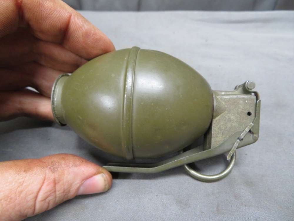 VIETNAM WAR US MILITARY M61 HAND GRENADE-ORIGINAL-VERY NICE-img-2