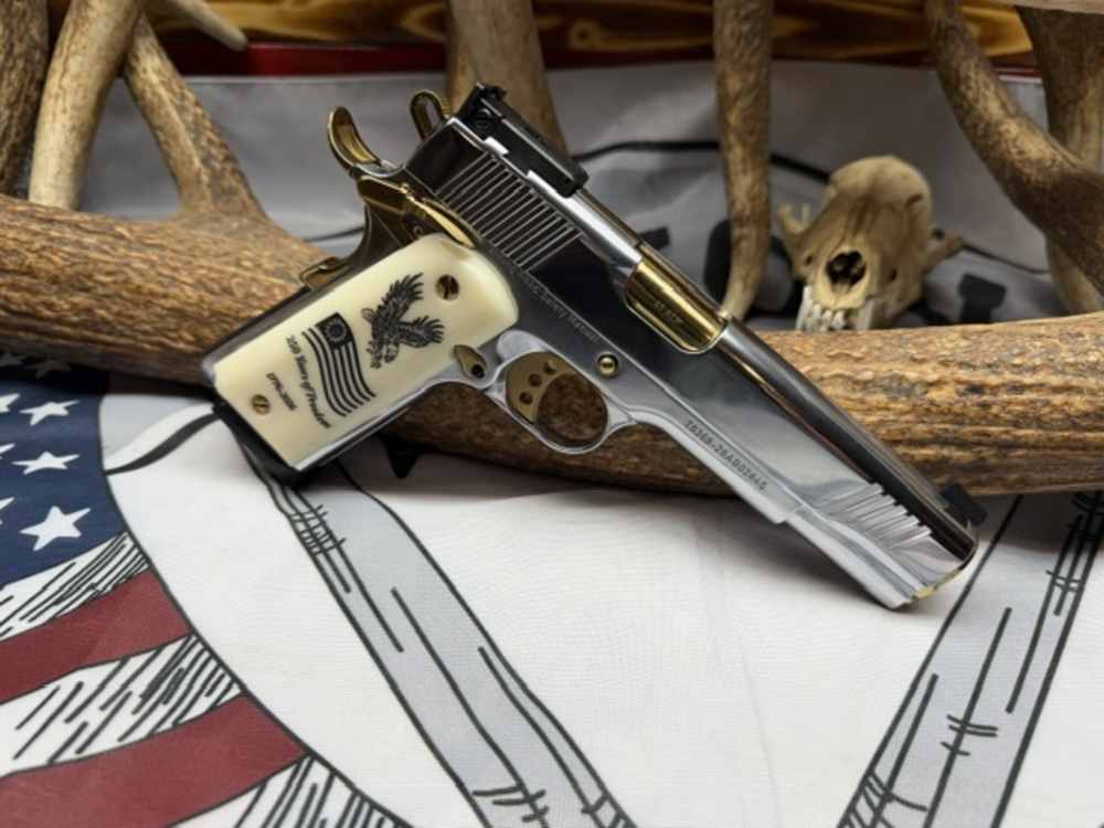 EAA Corp MC1911 45ACP 250TH SS/GOLD 250 YEARS OF FREEDOM-img-1