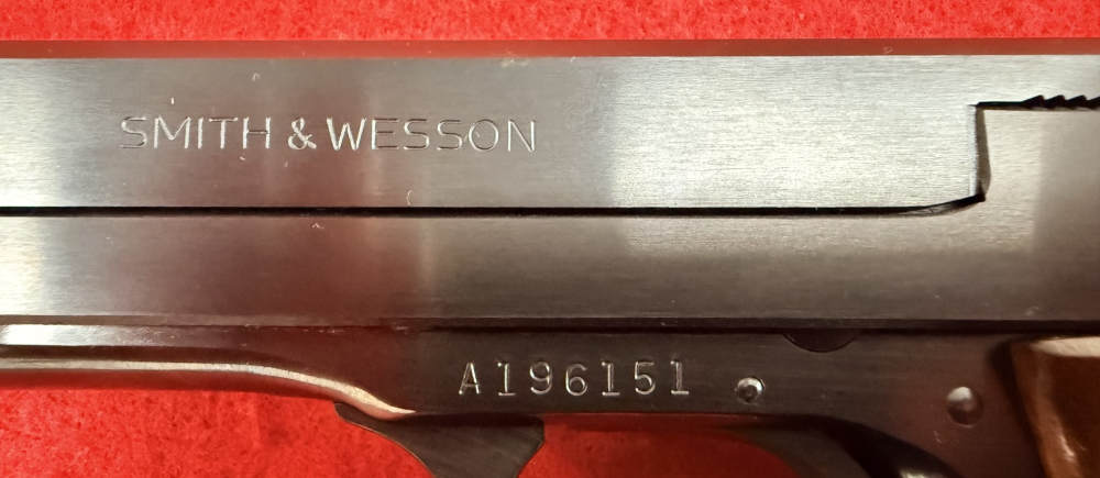 Smith & Wesson Model 41 .22LR -No Reserve--img-7