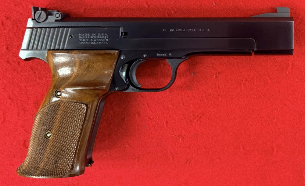 Smith & Wesson Model 41 .22LR -No Reserve--img-0